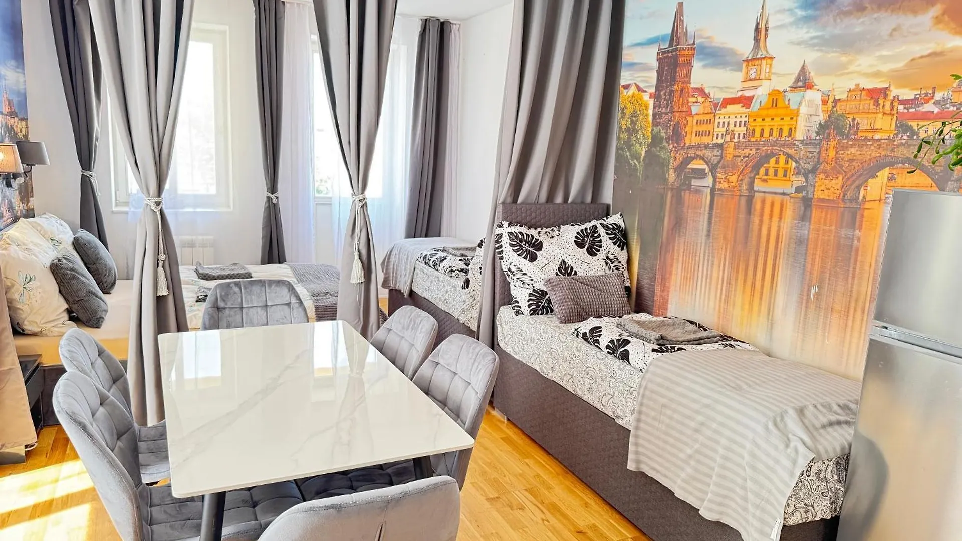 New Modern-Style Apartment With Balcony In The Prague 2